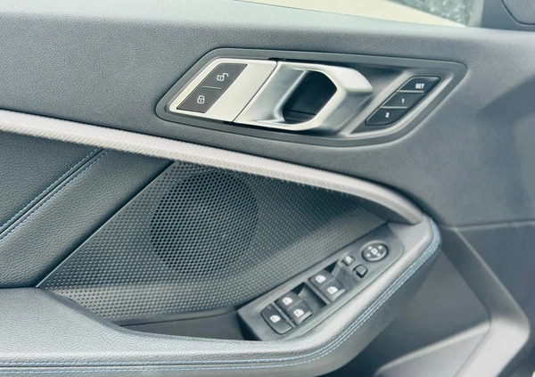 BMW Seria 1 cena 129999 przebieg: 69000, rok produkcji 2021 z Wałcz małe 154